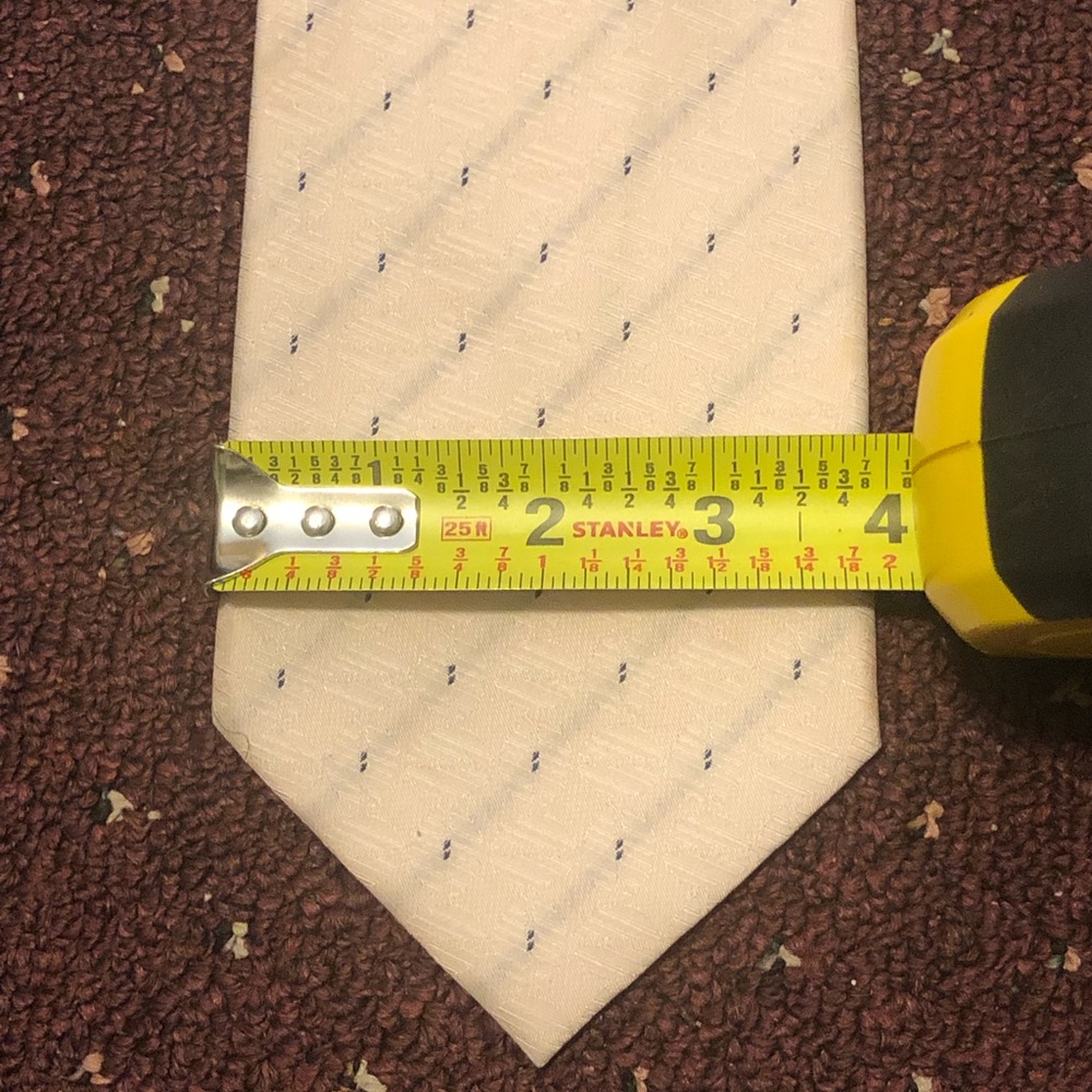 Louis Vuitton Tie/ Blush - Picture 11 of 11